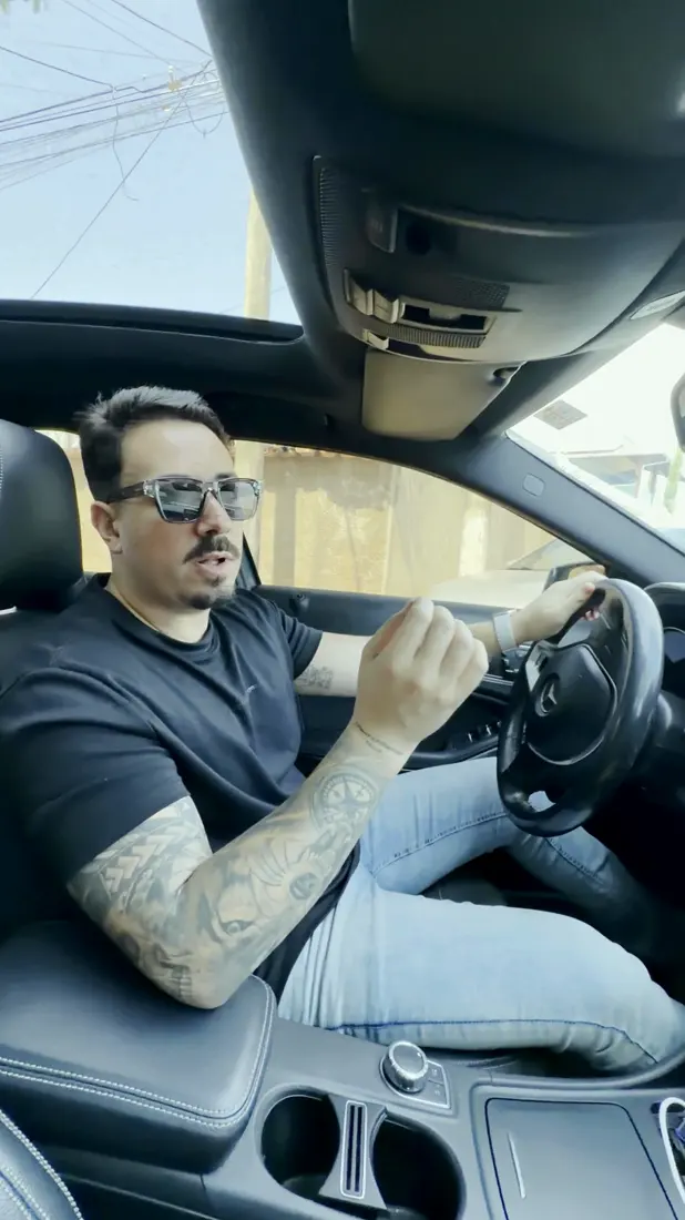 Paulo Dias dirigindo